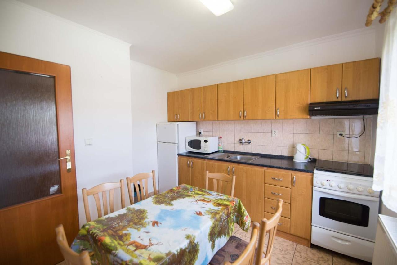 Krahule Konica Hotel Bagian luar foto